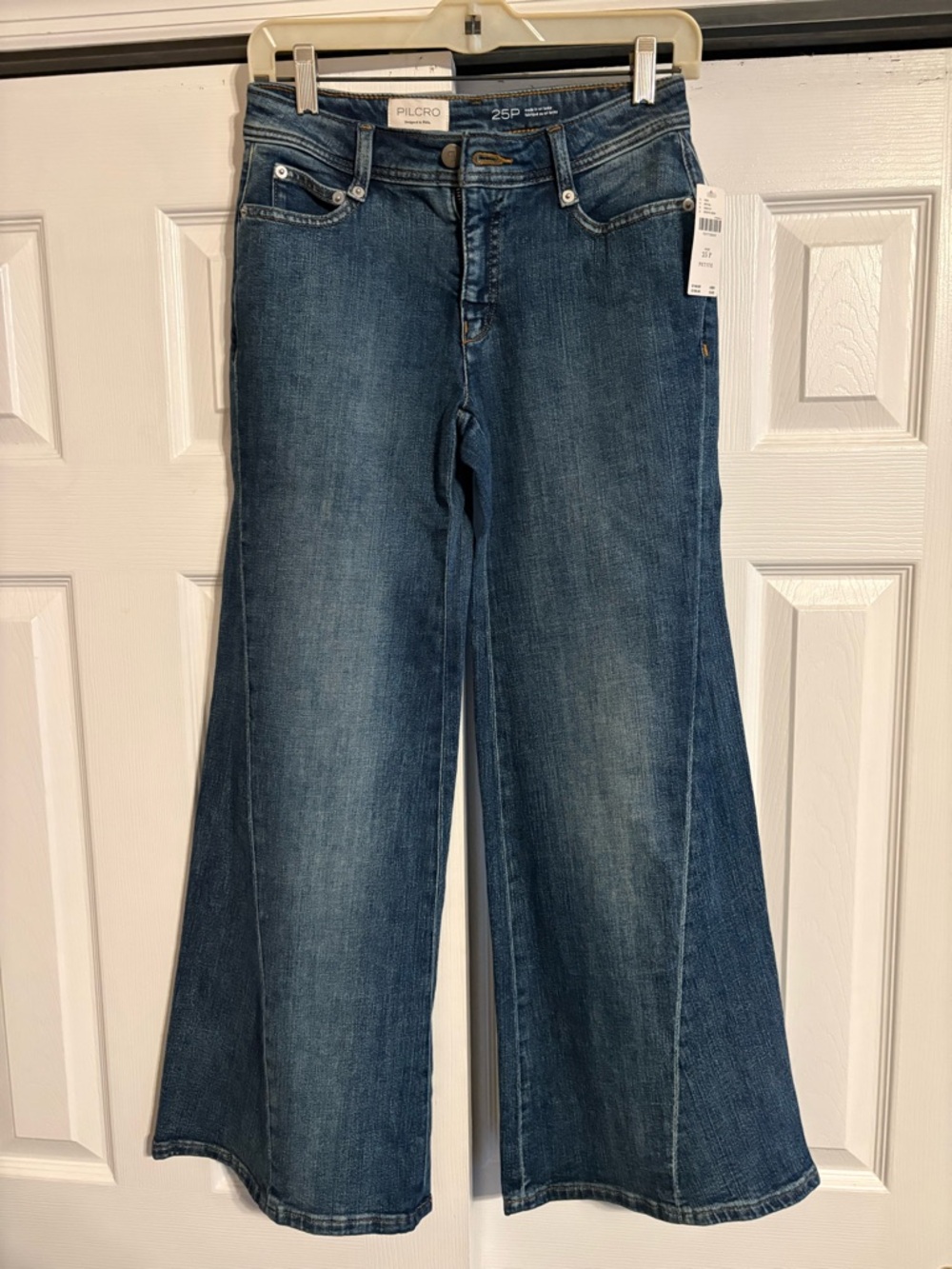 Pilcro Wide-Leg Denim Jeans in Medium Blue Wash